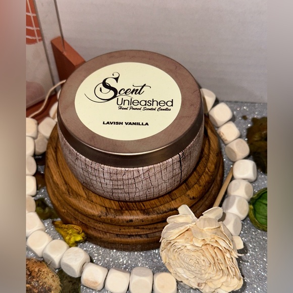 LAVISH VANILLA, SCENT UNLEASHED LLC LUXURY HAND POURED SCENTED CANDLES - Picture 2 of 6